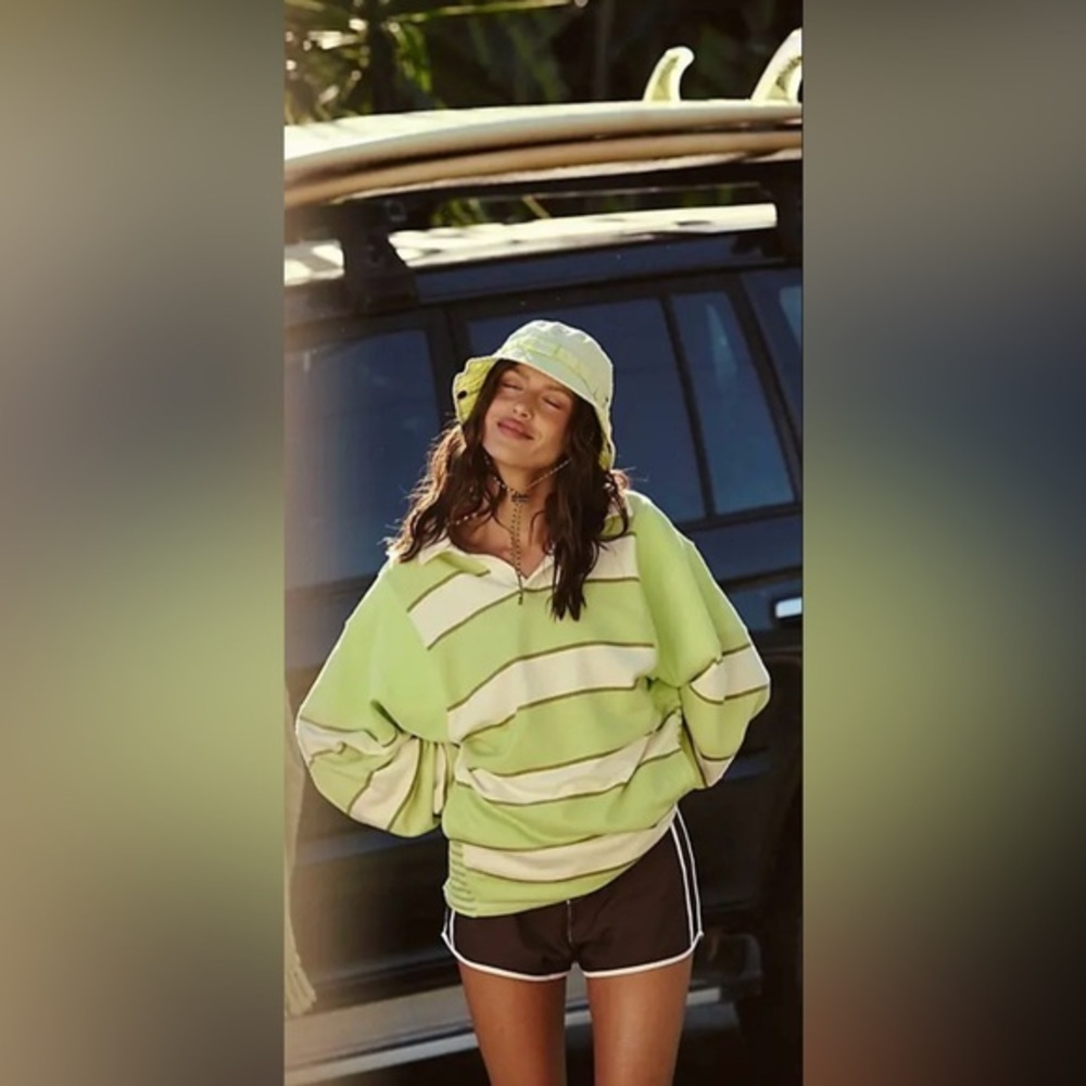 NWT Free People Movement S Work it Out Pullover in Lightening Lime Combo $128